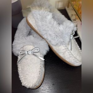 J.Crew Women’s Slippers Size 7 Gray NEW